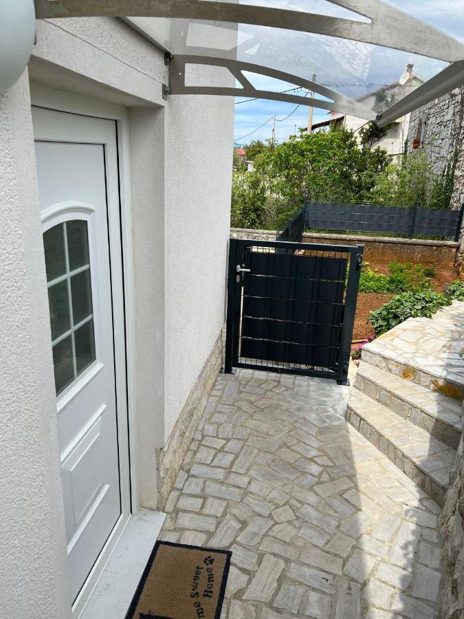 Apartments Bernarda Skrbcici Екстер'єр фото