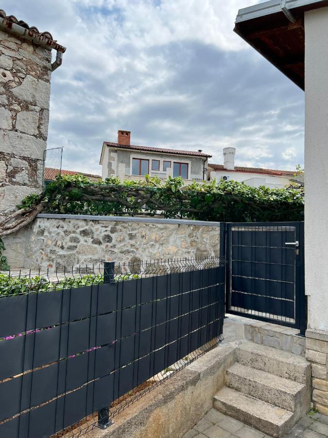 Apartments Bernarda Skrbcici Екстер'єр фото