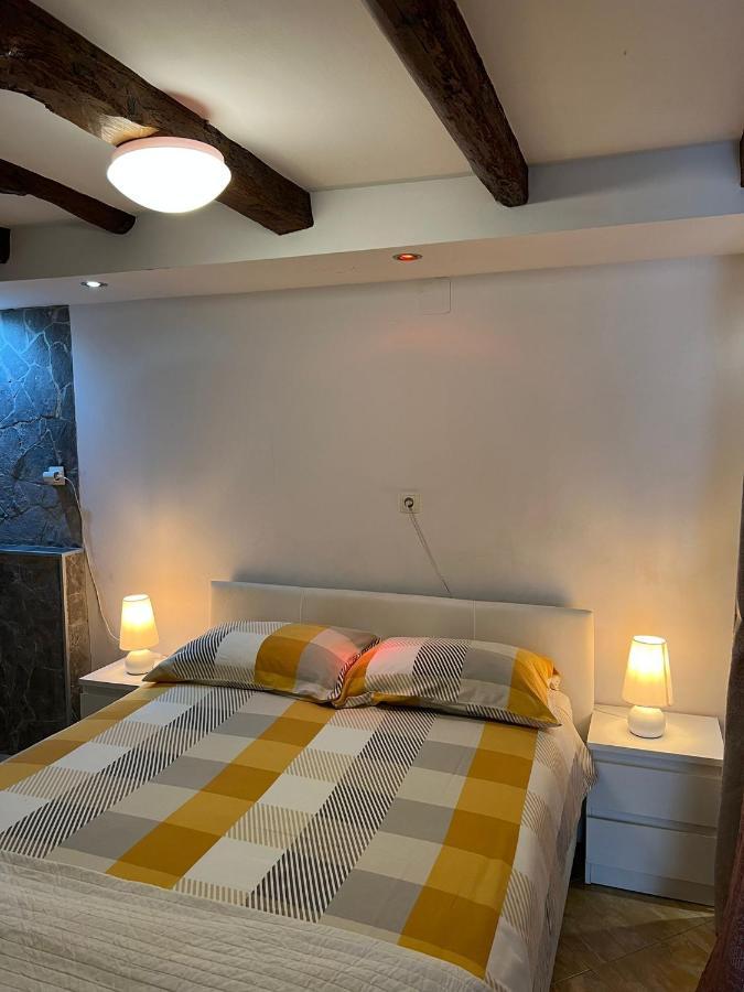 Apartments Bernarda Skrbcici Екстер'єр фото