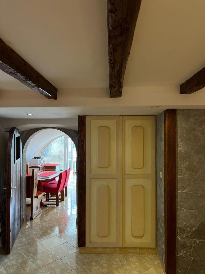 Apartments Bernarda Skrbcici Екстер'єр фото