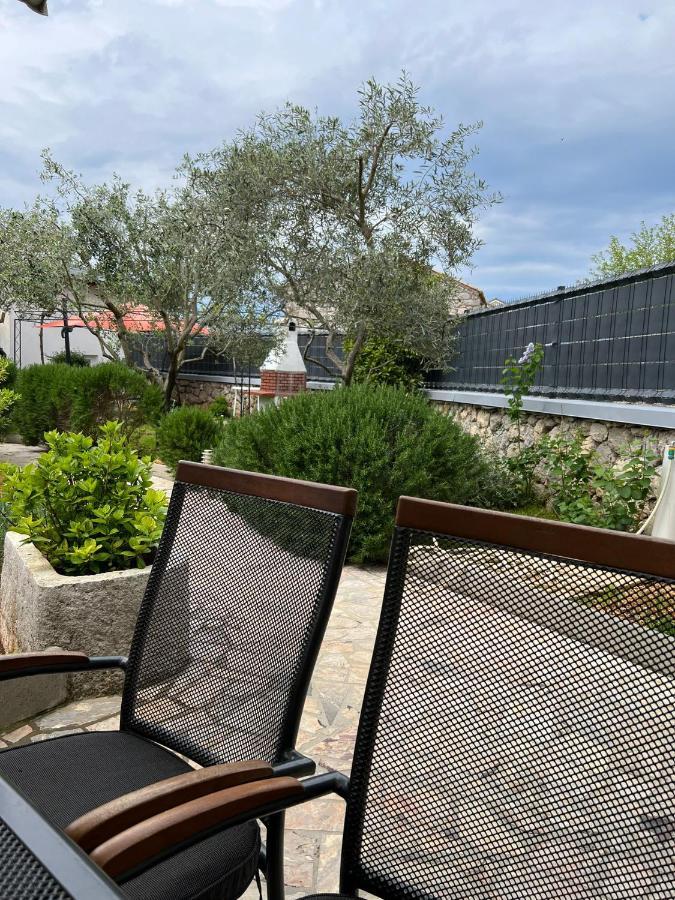 Apartments Bernarda Skrbcici Екстер'єр фото