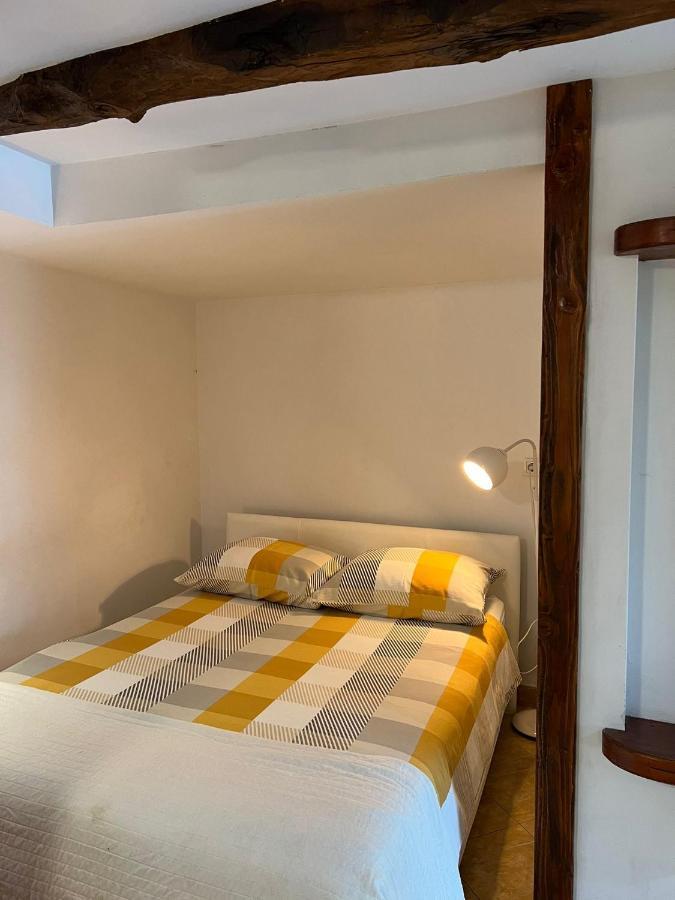 Apartments Bernarda Skrbcici Екстер'єр фото