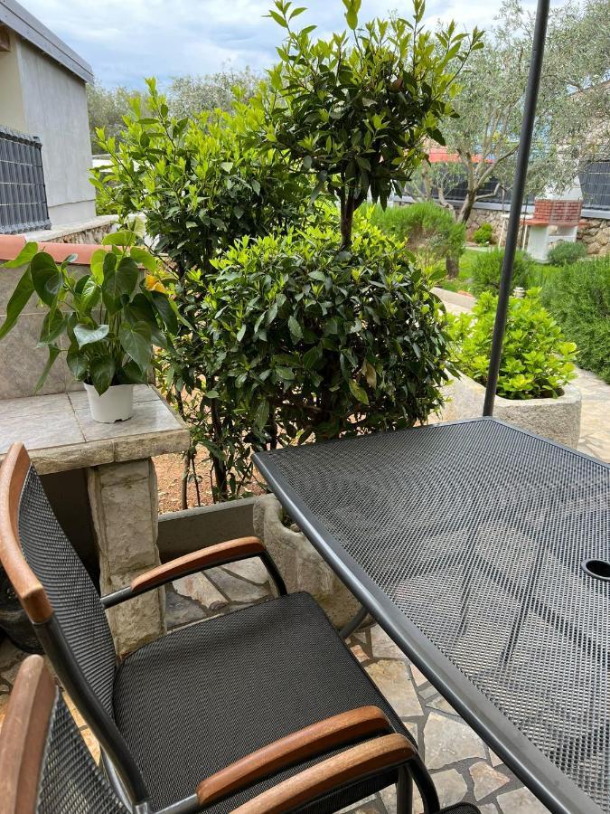 Apartments Bernarda Skrbcici Екстер'єр фото