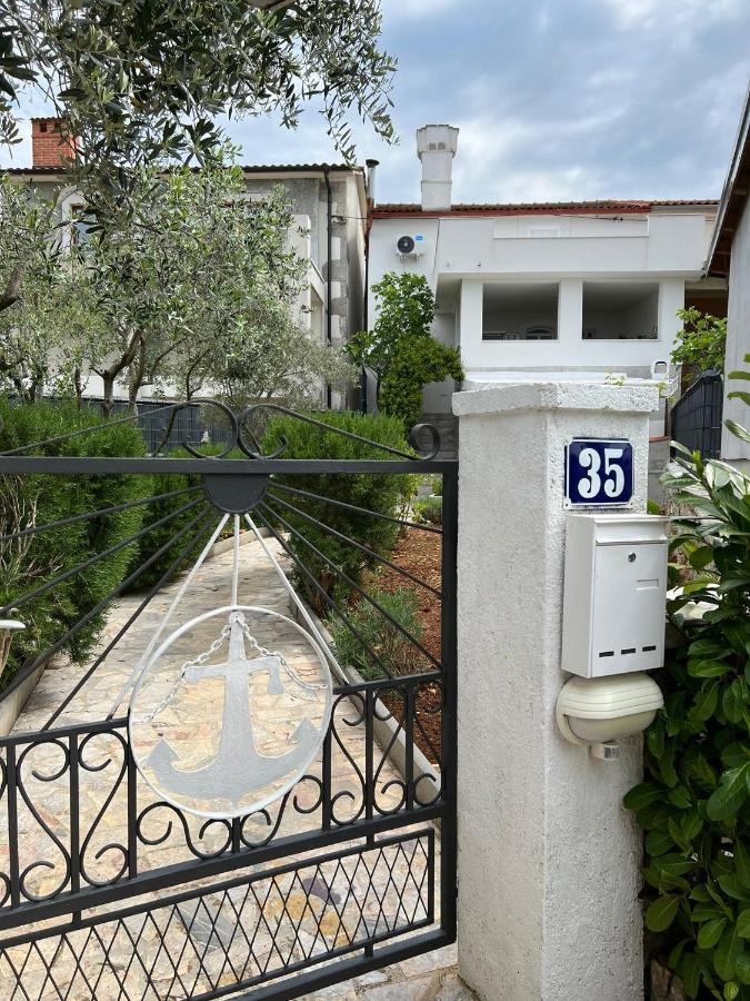 Apartments Bernarda Skrbcici Екстер'єр фото