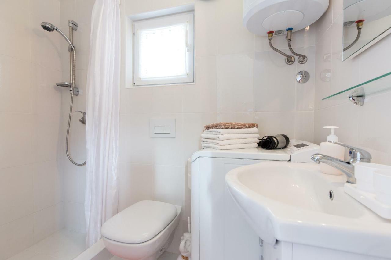 Apartments Bernarda Skrbcici Екстер'єр фото
