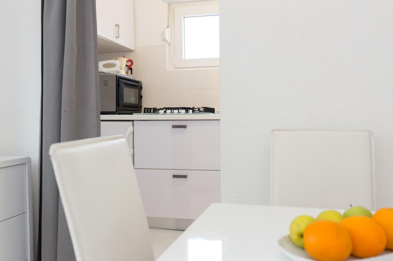Apartments Bernarda Skrbcici Екстер'єр фото
